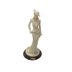 Tượng quý cô kiêu kỳ phong cách Edwardian