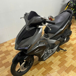 Air Blade Bạc Đen 2016